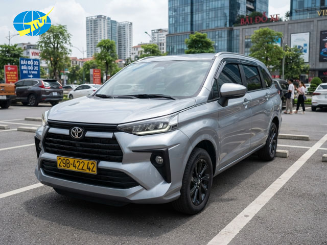 Thuê Xe Avanza 7 chỗ màu bạc tại Hà Nội