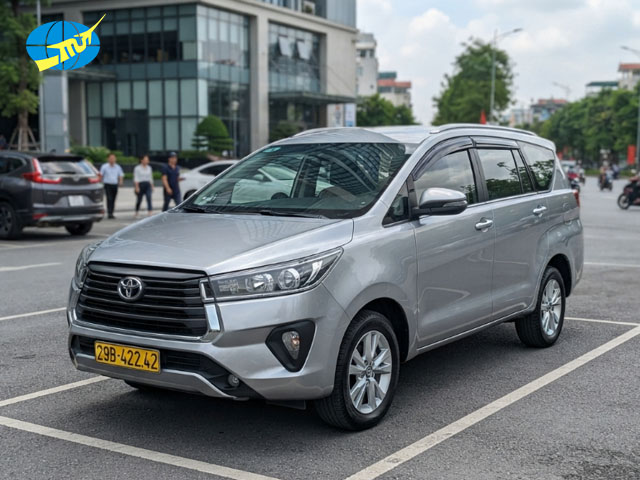 Thuê Xe Innova 7 chỗ xe đời mới êm và sạch sẽ tại Hà Nội